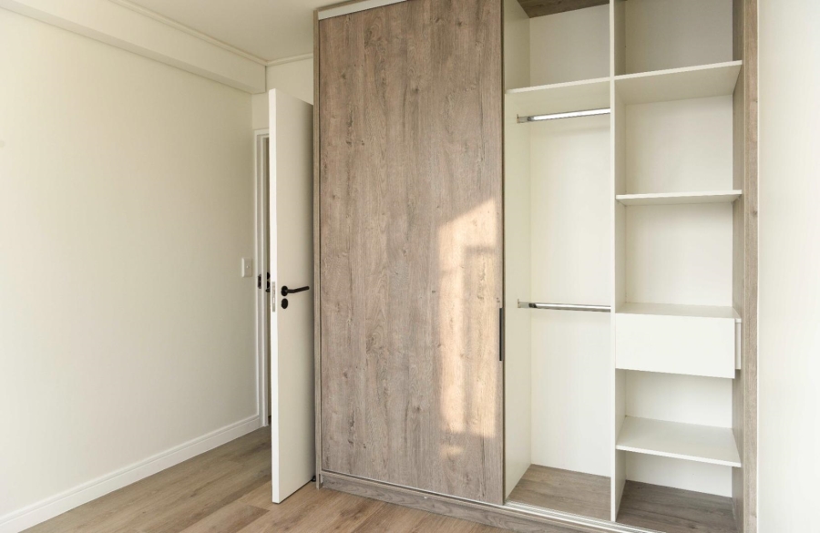 To Let 2 Bedroom Property for Rent in Paarden Eiland Western Cape